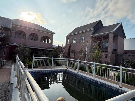 5 otaqlı həyət evi/bağ evi - Xəzər r. - 210 m²