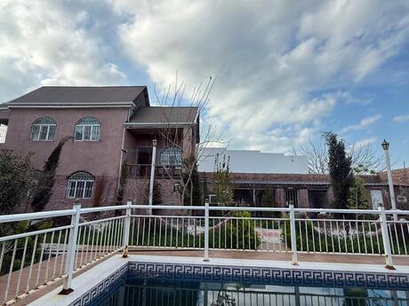 5 otaqlı həyət evi/bağ evi - Xəzər r. - 210 m²