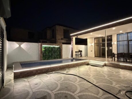 2 otaqlı həyət evi/bağ evi - Novxanı q. - 120 m²
