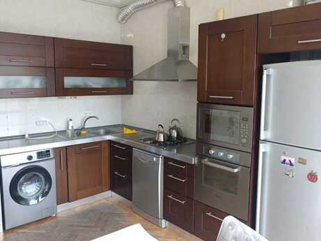 1 otaqlı ofis - 28 May m. - 30 m²