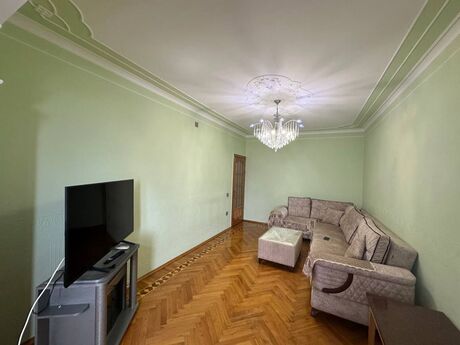 4 otaqlı köhnə tikili - Xalqlar Dostluğu m. - 105 m²