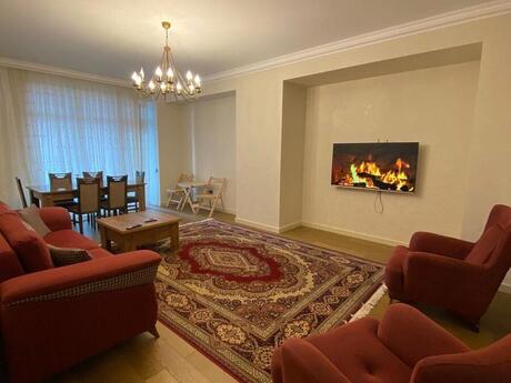 Elan №6050773 - Bakı, 8 Noyabr m., 3 otaqlı, 145 m², 12/25 mərtəbə