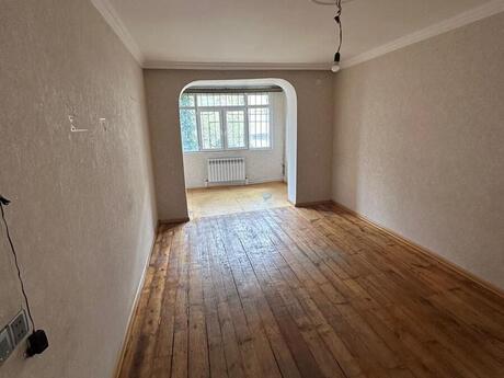 Elan №6050831 - Bakı, Elmlər Akademiyası m., 2 otaqlı, 60 m², 2/5 mərtəbə