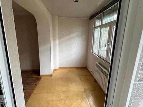 2 otaqlı köhnə tikili - Elmlər Akademiyası m. - 60 m²