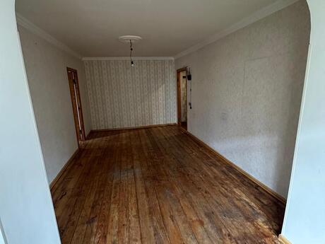 2 otaqlı köhnə tikili - Elmlər Akademiyası m. - 60 m²