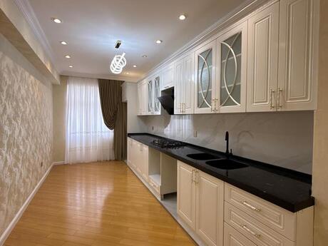 Объявление №6050844 - Баку, м. Ахмедлы, 3-комн., 140 м², 9/13 этаж