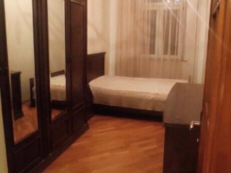 2 otaqlı köhnə tikili - Nizami m. - 55 m²