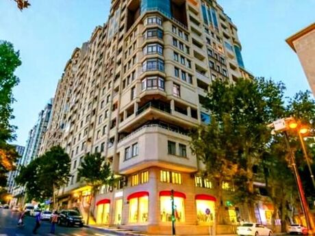 4 otaqlı yeni tikili - 28 May m. - 208 m²