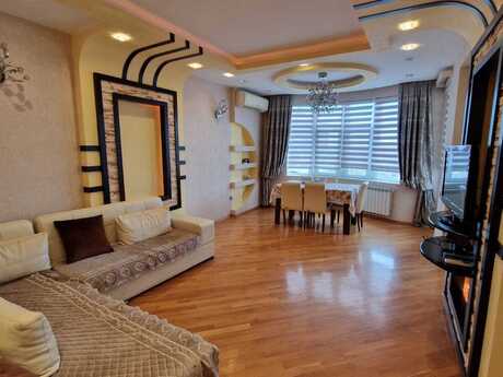 Elan №6050843 - Bakı, Nizami m., 3 otaqlı, 135 m², 7/15 mərtəbə