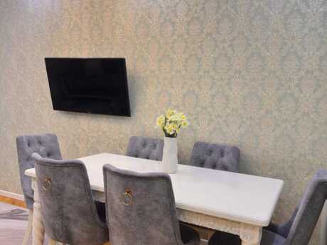 2 otaqlı yeni tikili - İnşaatçılar m. - 78 m²