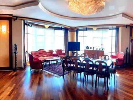 4 otaqlı yeni tikili - 28 May m. - 208 m²