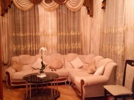 6-комн. дом/дача - м. Насими - 360 м²