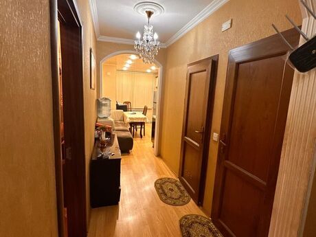 2 otaqlı köhnə tikili - Bakıxanov q. - 60 m²