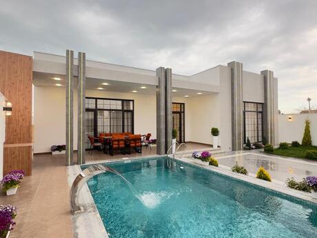 4 otaqlı həyət evi/bağ evi - Şüvəlan q. - 190 m²