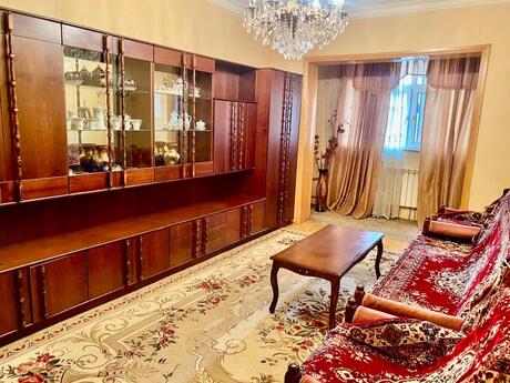 2-комн. вторичка - м. Иншаатчылар - 70 м²