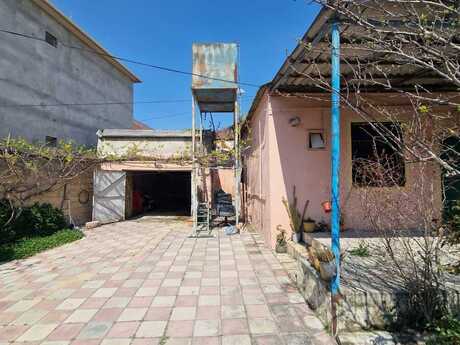 5 otaqlı həyət evi/bağ evi - Zabrat q. - 142 m²
