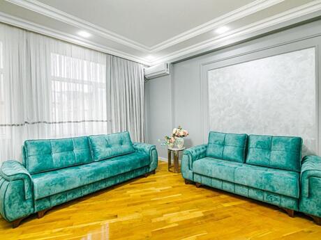 7 otaqlı yeni tikili - Səbail r. - 210 m²
