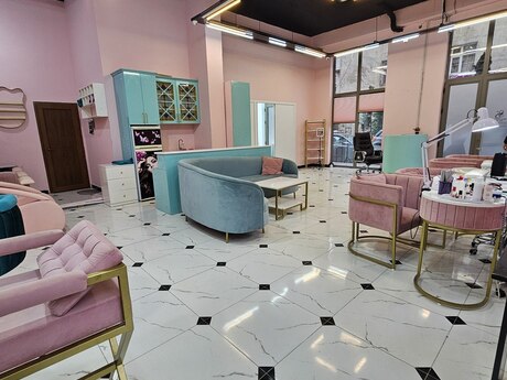 Obyekt - İnşaatçılar m. - 120 m²