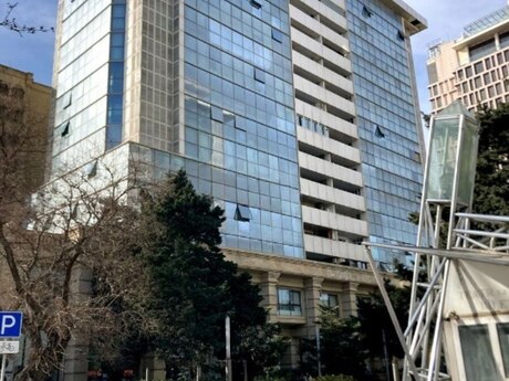 3 otaqlı köhnə tikili - 28 May m. - 125 m²