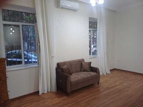 1 rooms · 37 m² · floor 1/4, 28 May