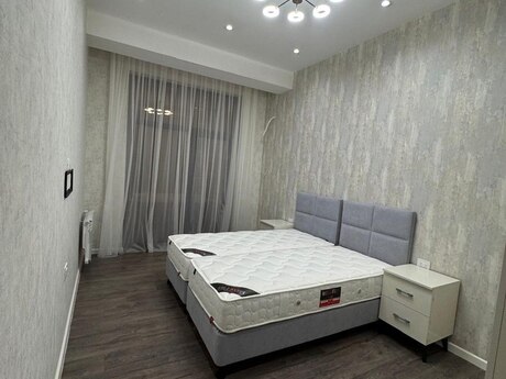 2-room apartment for rent, 72 m², 28 May: 1 200 ₼/mo 5