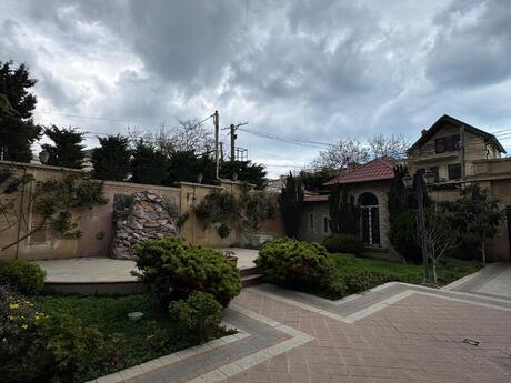 18 otaqlı həyət evi, 1 200 m², Gənclik: 2 700 000 ₼ 2