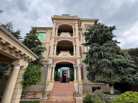 18 otaqlı həyət evi, 1 200 m², Gənclik: 2 700 000 ₼ 5