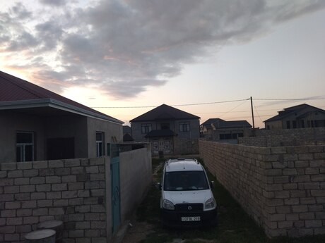 3 otaqlı həyət evi/bağ evi - Buzovna q. - 75 m²