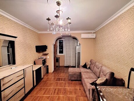 Объявление №6051412 - Баку, м. Иншаатчылар, 2-комн., 50 м², 5/5 этаж