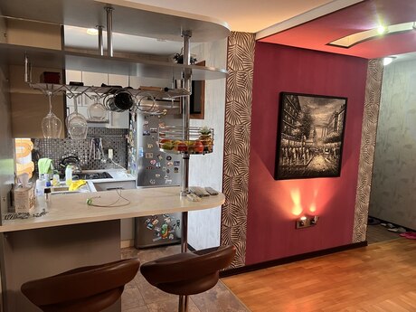 2 otaqlı köhnə tikili - Nərimanov r. - 44 m²