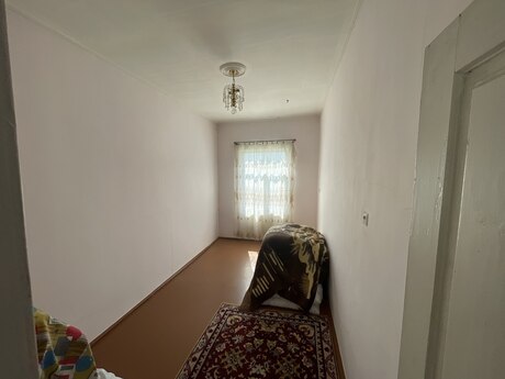 7 otaqlı həyət evi/bağ evi - Quba - 94 m²