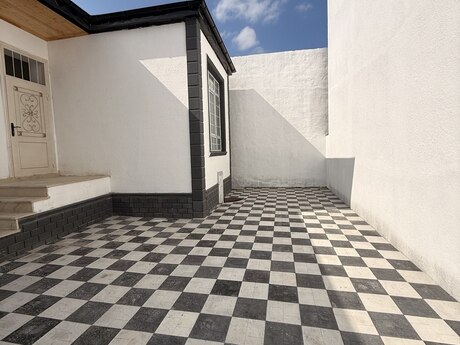 4 otaqlı həyət evi/bağ evi - Binə q. - 105 m²
