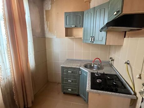 Elan №6051586 - Bakı, Memar Əcəmi m., 2 otaqlı, 50 m², 5/5 mərtəbə