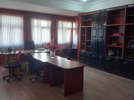 1 otaqlı ofis - Şah İsmayıl Xətai m. - 42 m²
