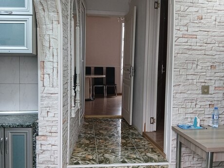 2 otaqlı həyət evi/bağ evi - Nizami m. - 50 m²