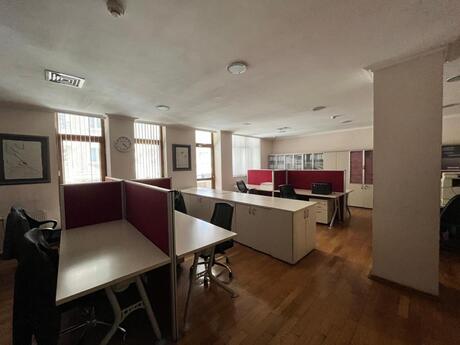 Obyekt - 28 May m. - 560 m²