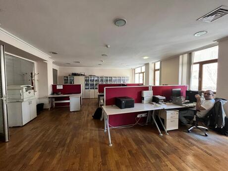 Obyekt - 28 May m. - 560 m²