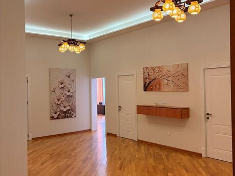 Объявление №6051672 - Баку, м. Низами, 4-комн., 220 м², 12/15 этаж