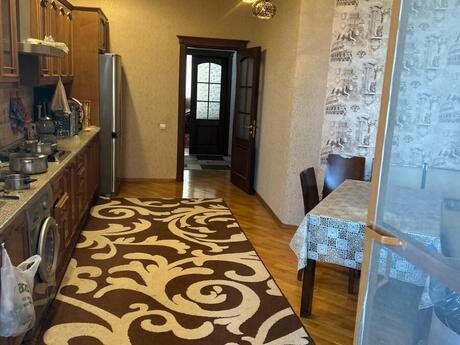 3 otaqlı yeni tikili - Nərimanov r. - 156 m²