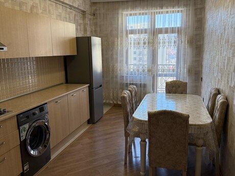 1 otaqlı yeni tikili - Bayıl q. - 70 m²