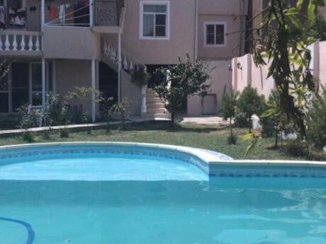 10 otaqlı həyət evi/bağ evi - Keşlə q. - 402 m²