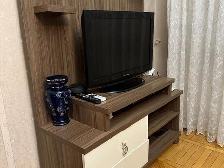 3 otaqlı köhnə tikili - Nizami m. - 100 m²