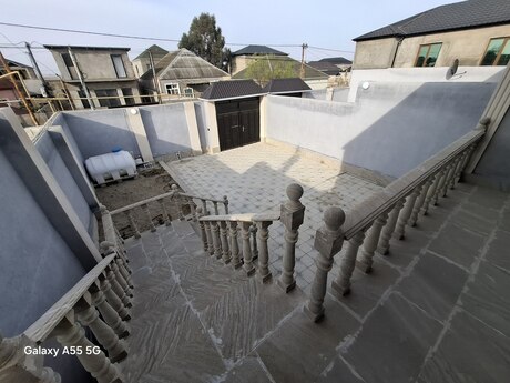 4 otaqlı həyət evi/bağ evi - Hövsan q. - 120 m²