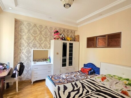 3-комн. новостройка - м. Кара Караев - 72 м²