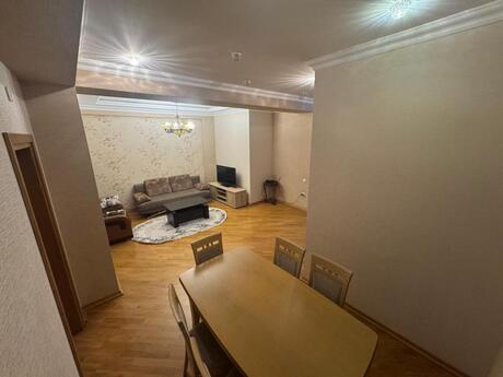 3 otaqlı yeni tikili - Şah İsmayıl Xətai m. - 100 m²