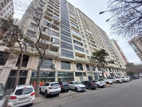 Elan №6052149 - Bakı, Nərimanov r., 4 otaqlı, 237.6 m², 3/18 mərtəbə