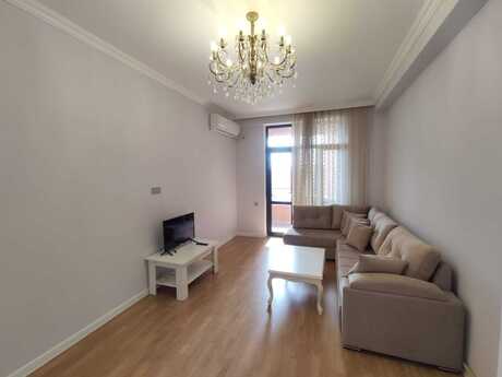 2-комн. новостройка - Насиминский  р. - 65 м²
