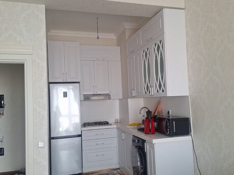 Объявление №6052037 - Баку, м. 20 января, 2-комн., 45 м², 16/20 этаж