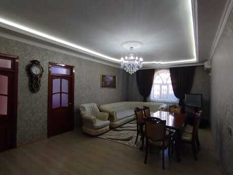 4 otaqlı həyət evi/bağ evi - Xırdalan - 210 m²