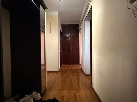 3-комн. вторичка - м. Кара Караев - 90 м²